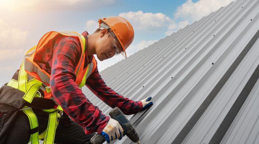 Owens Corning roofing contractor in Amsterdam, MO